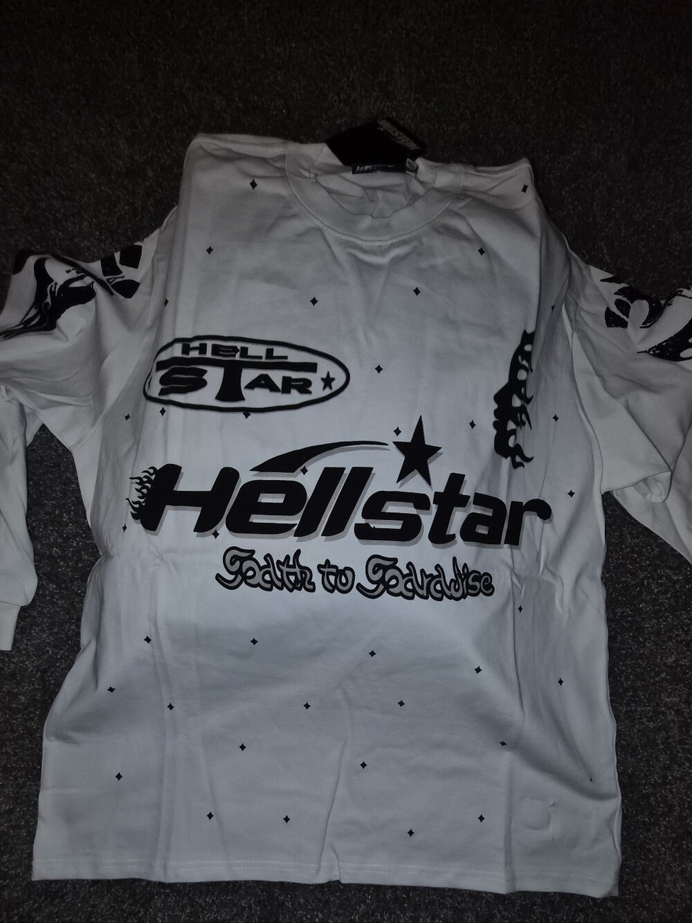 Hellstar Men’s White Graphic Long Sleeve Shirt